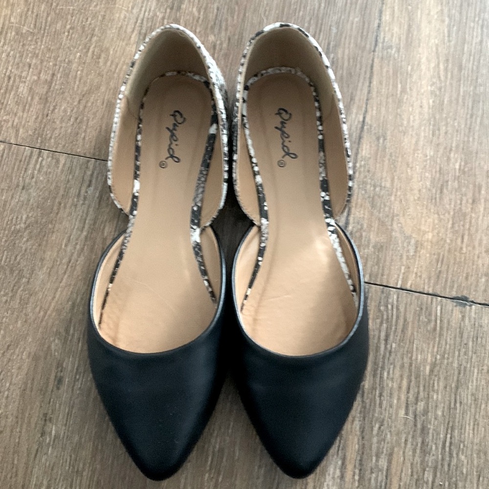 Qupid- Black and Snake Print Flats